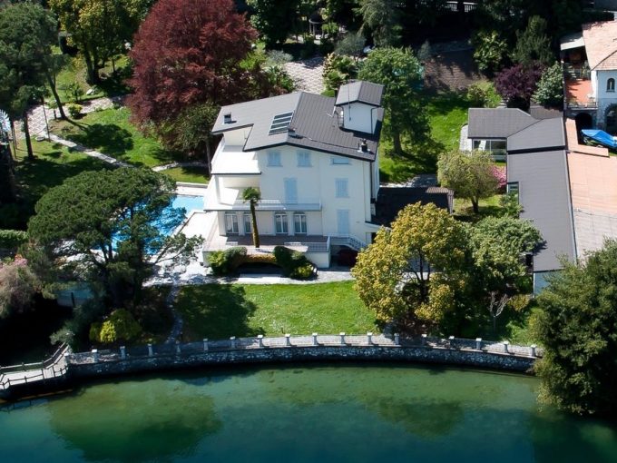 Lake Como Bellagio Luxury Villa Directly on the Lake