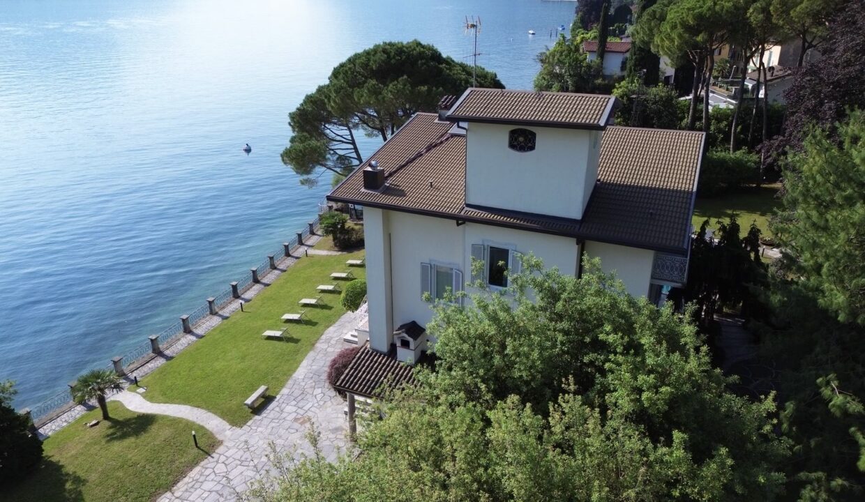 Lake Como Bellagio Luxury Villa Directly on the Lake