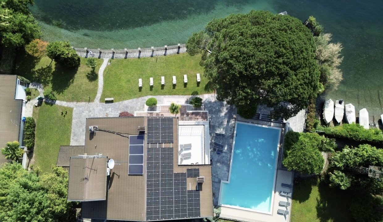Lake Como Bellagio Luxury Villa Directly on the Lake