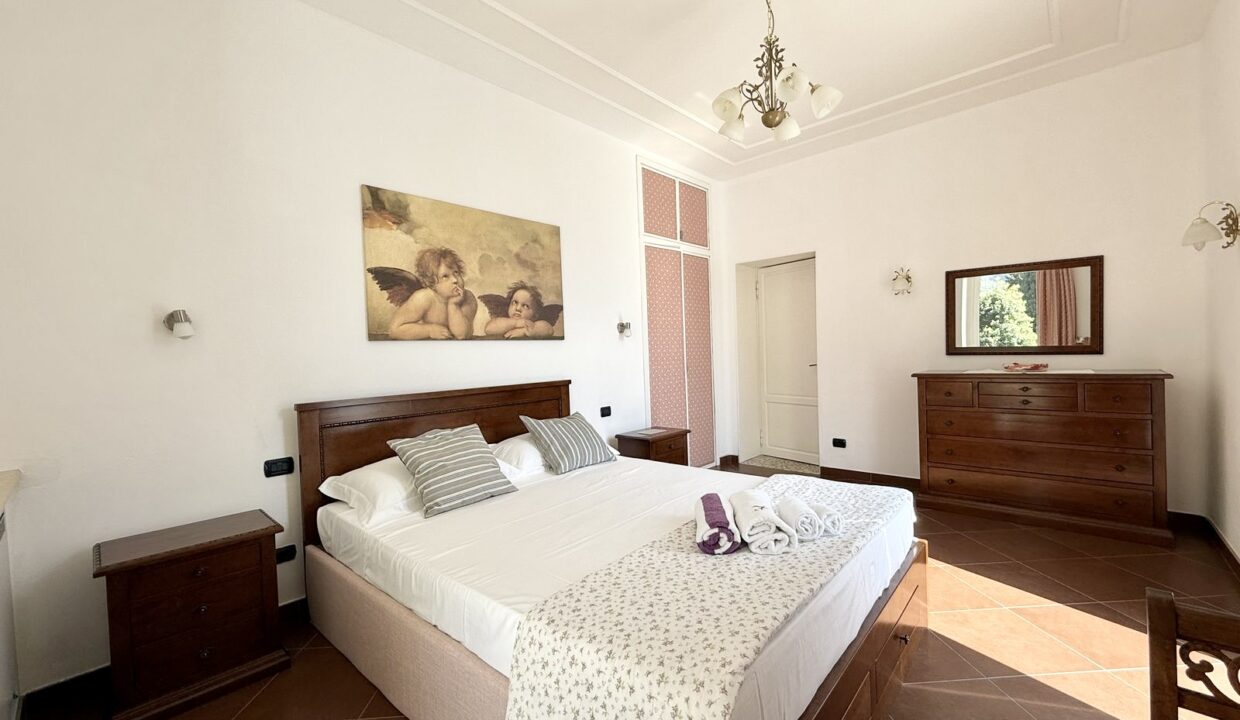 Lake Como Bellagio Luxury Villa Directly on the Lake