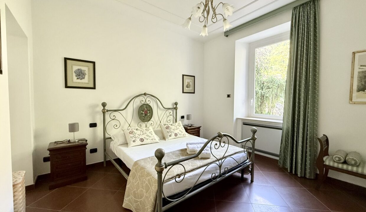 Lake Como Bellagio Luxury Villa Directly on the Lake