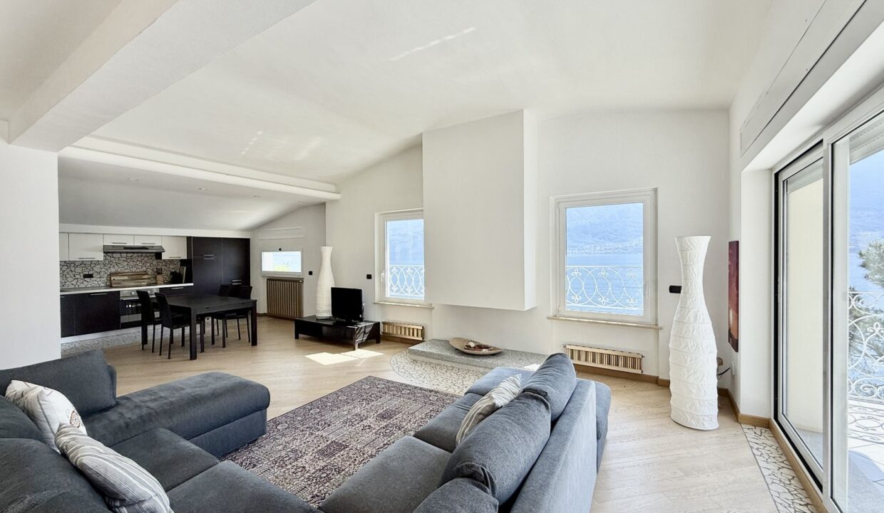Lake Como Bellagio Luxury Villa Directly on the Lake