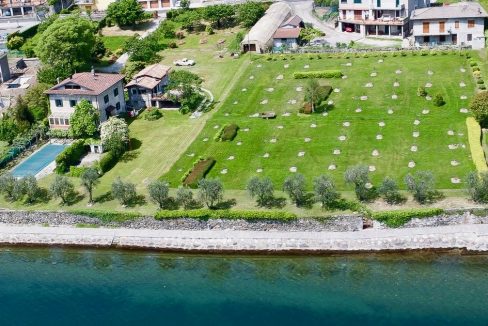 Luxury Villa Front Lake with Dock Pianello del Lario