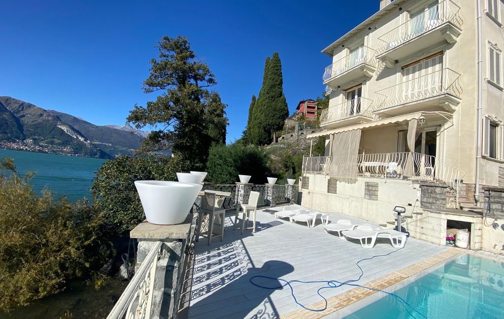 Luxury Villa Front Lake Como Dervio - swimming pool