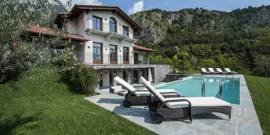 Luxury Villa Lake Como Tremezzo with Swimming Pool