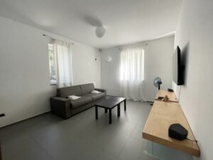 Luxury Lake Como Villa with Park and Swimming Pool Lierna