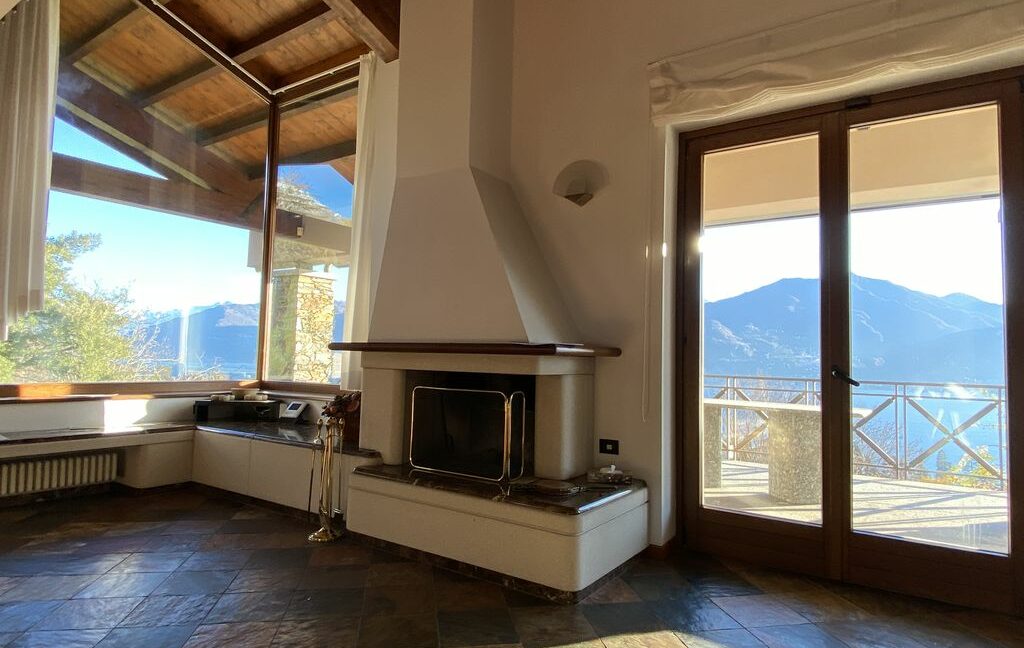 Lake Como Luxury Villa Menaggio with Garden - fireplace