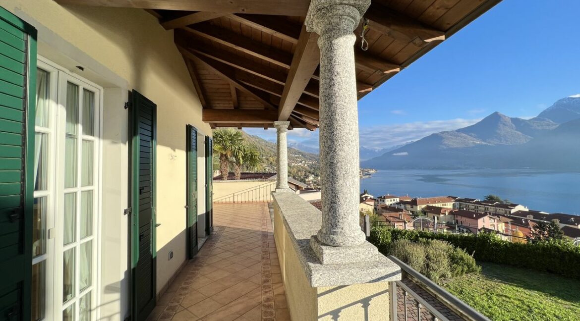 Luxury Villa Lake Como San Siro with Garden - porch