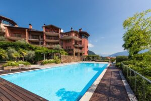 Lake Como Menaggio Apartments with Swimming Pool
