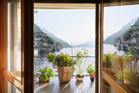 Front Lake Como Apartment with Terrace - Bellano