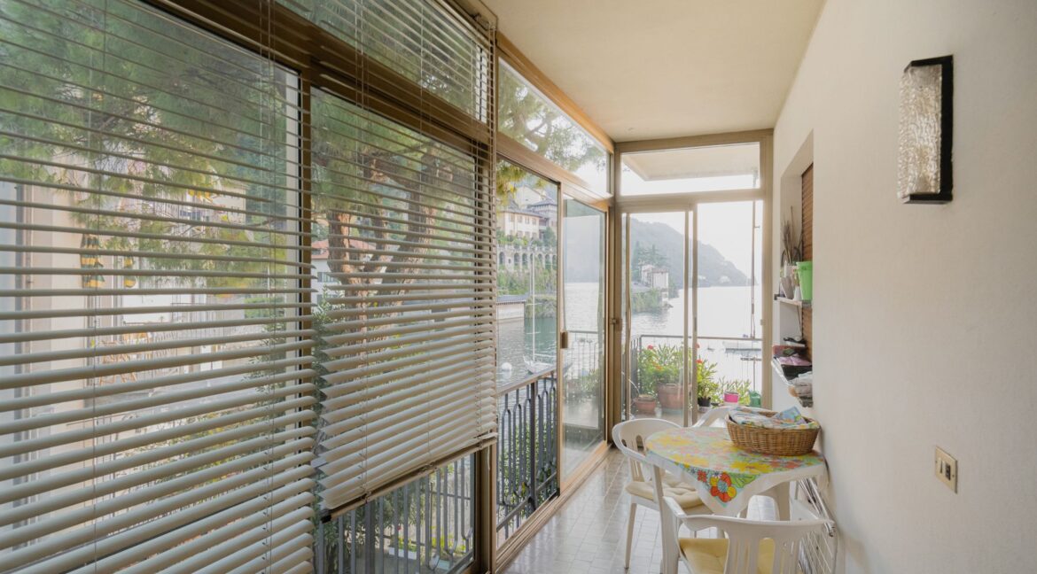 Front Lake Como Apartment with Terrace - Bellano