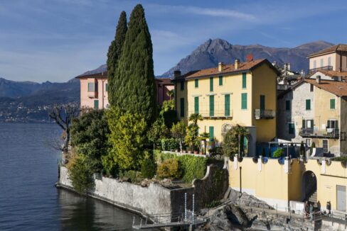 Varenna Front Lake Como Apartment with Terrace
