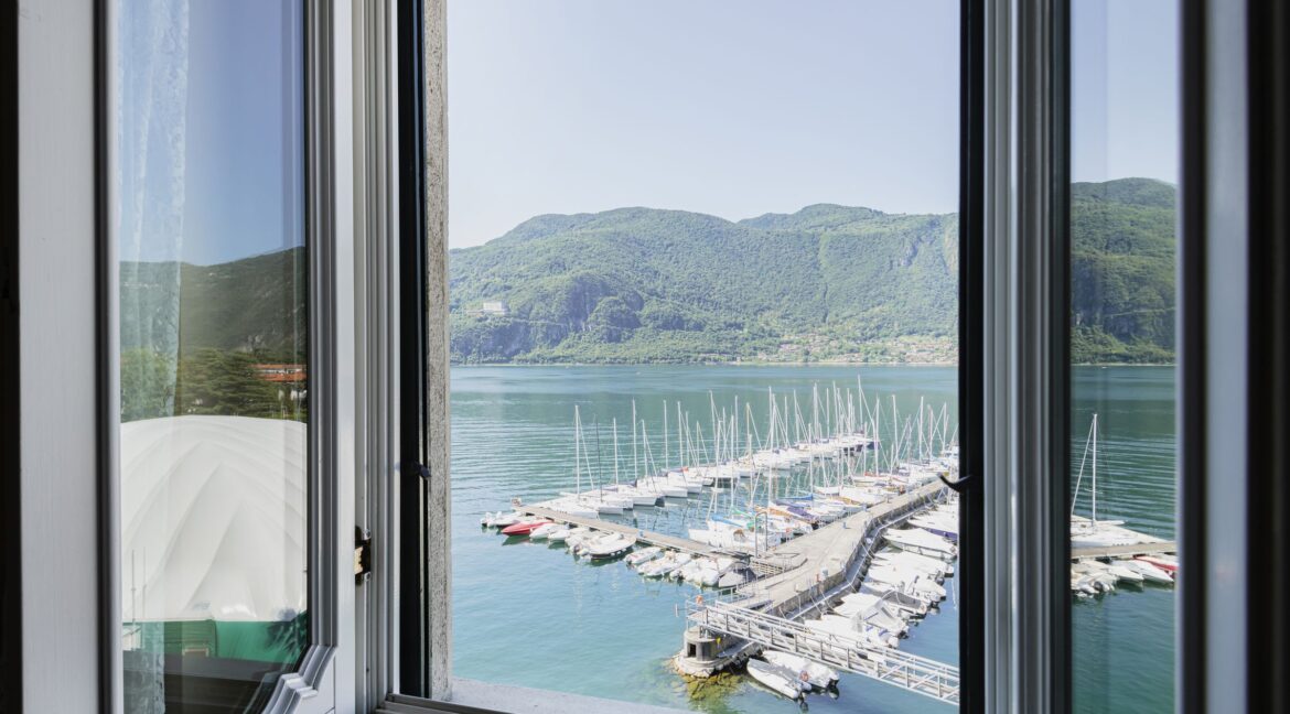 Lake Como Mandello del Lario Villa with Garden