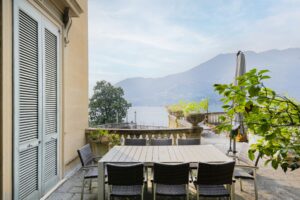 Luxury Apartment Front Lake Blevio