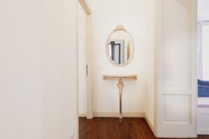 Luxury Apartment Front Lake Blevio - corridoio