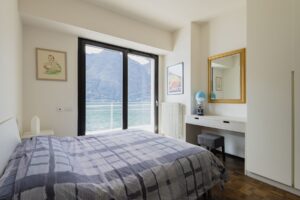 Villa Nesso Front Lake with Garden