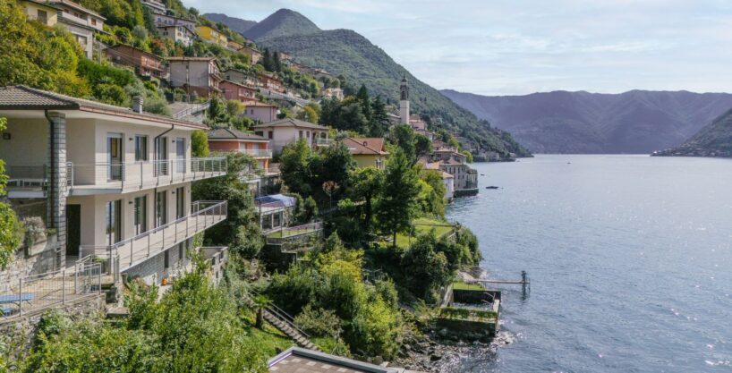 Villa Nesso Front Lake with Garden