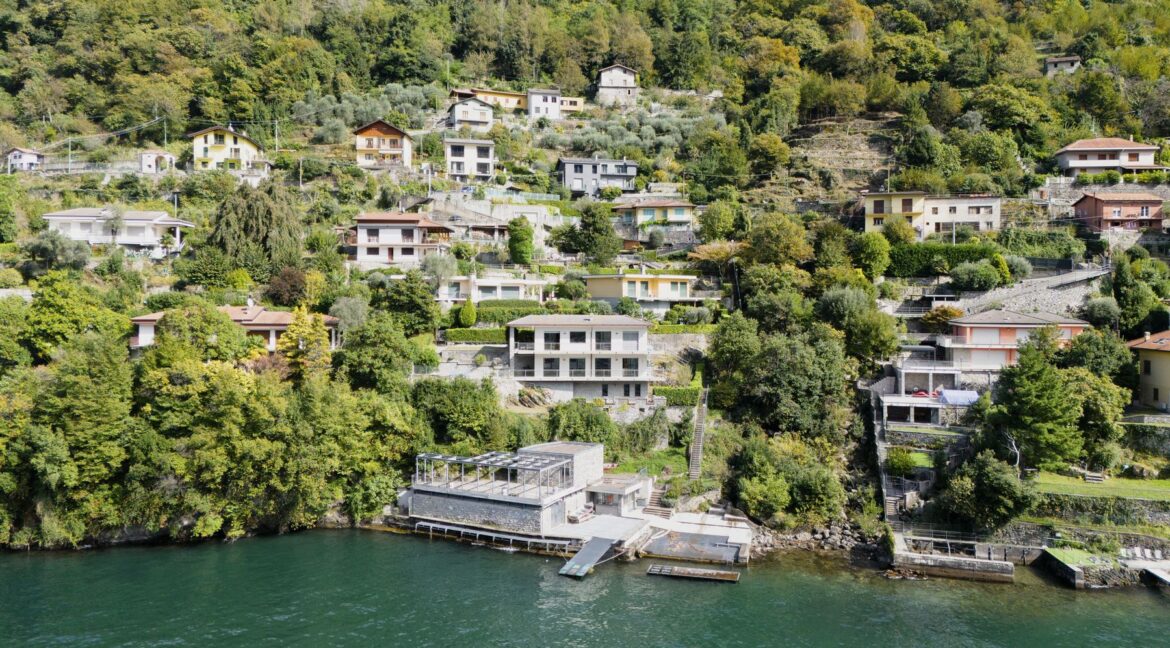 Villa Nesso Front Lake with Garden