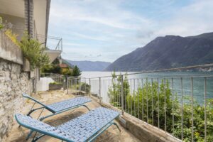 Villa Nesso Front Lake with Garden