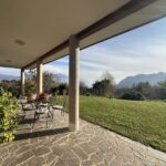 Villa Plesio with Lake View and Land