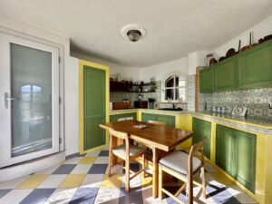 Villa Plesio with Lake View and Land