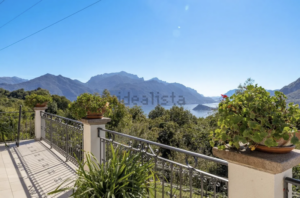 Villa Plesio with Lake View and Land