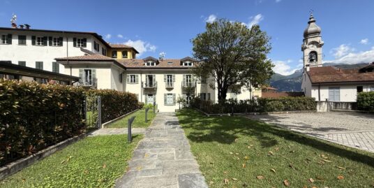 Modern Apartment in the Center Of Menaggio with Pool