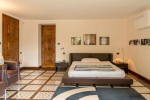 Elegante Villa a Croce con Vista Lago di Como camera