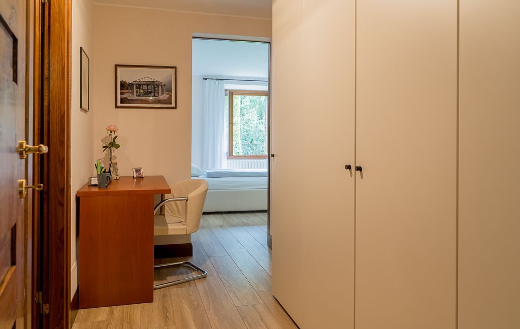 Elegante Villa a Croce con Vista Lago di Como23