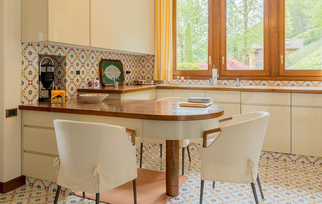 Elegante Villa a Croce con Vista Lago di Como26
