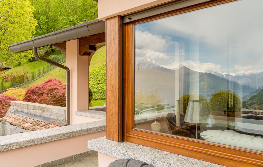 Elegante Villa a Croce con Vista Lago di Como35