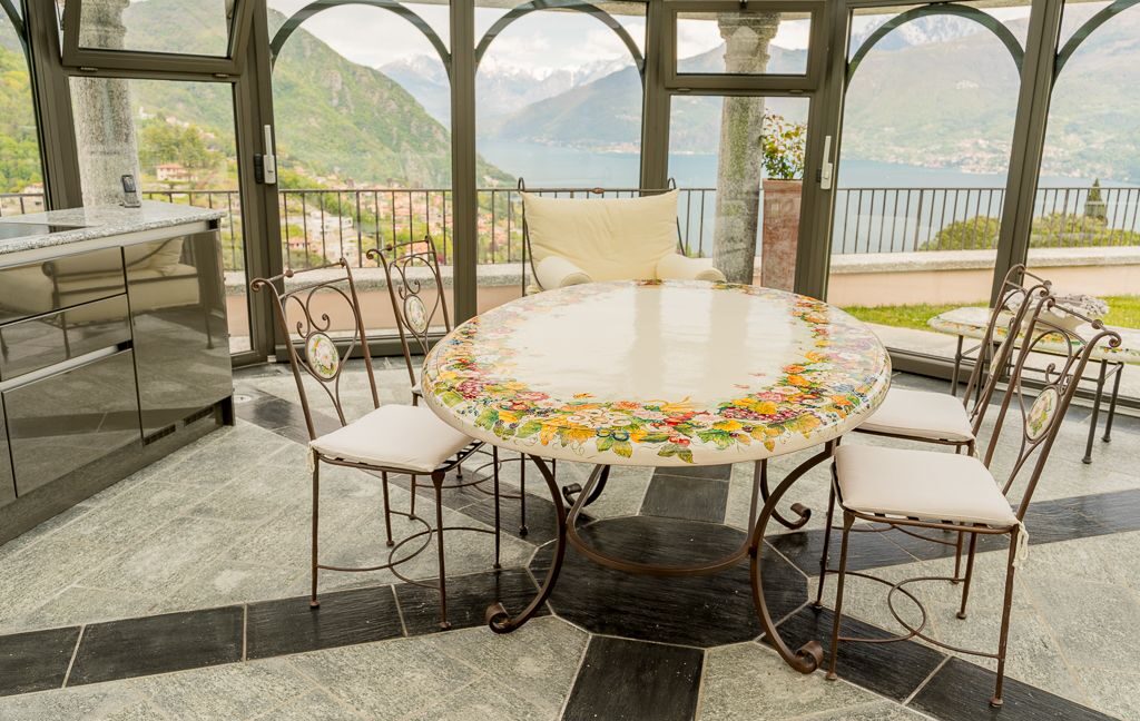 Elegante Villa a Croce con Vista Lago di Como39