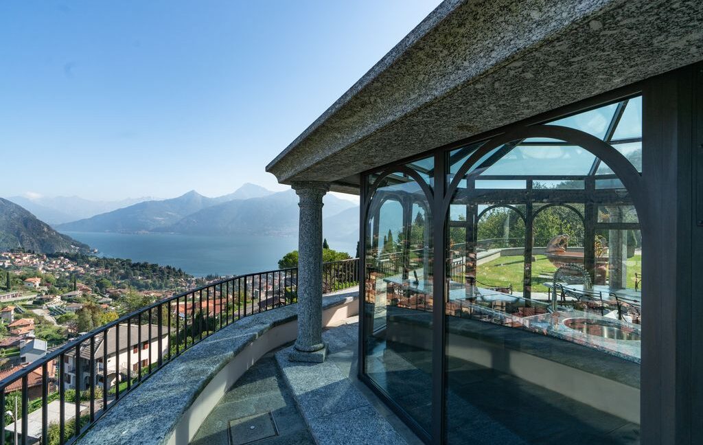 Elegante Villa a Croce con Vista Lago di Como4