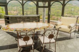 Elegante Villa a Croce con Vista Lago di Como esterno