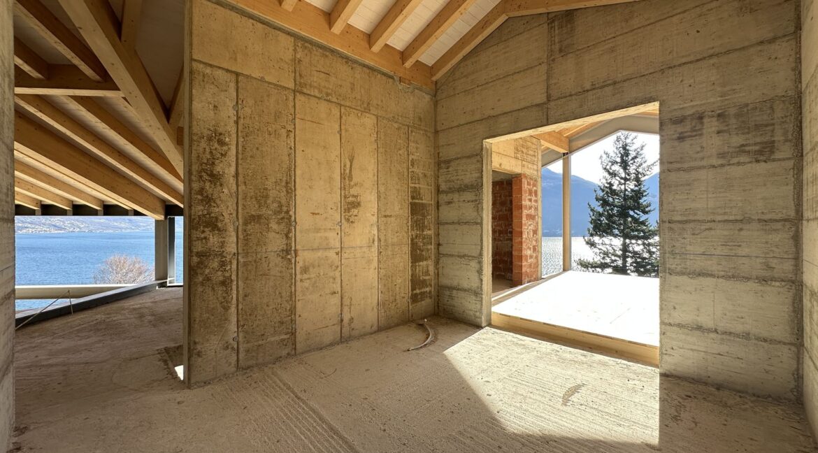 Villa Lake Como Pianello Lario with Land