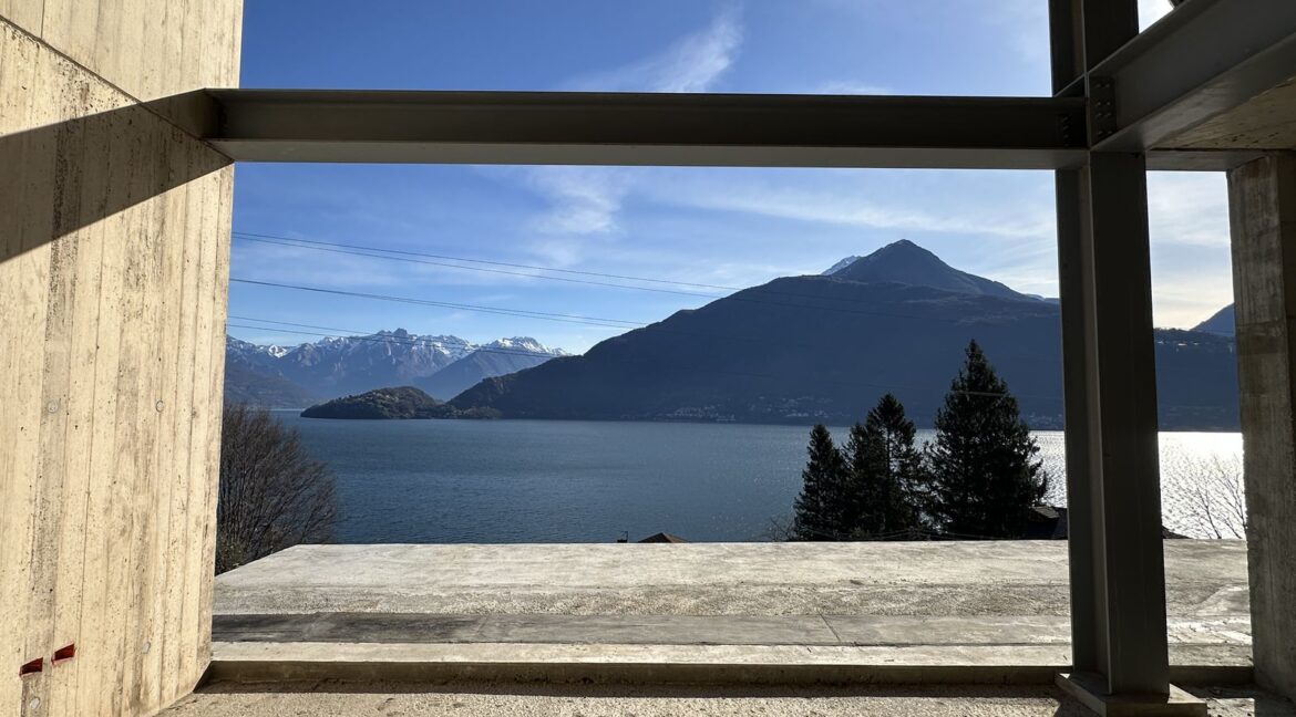 Villa Lake Como Pianello Lario with Land