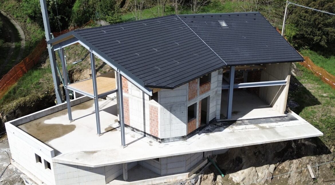 Villa Lake Como Pianello Lario with Land