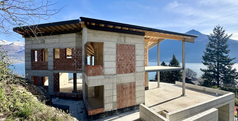 Villa Lake Como Pianello Lario with Land