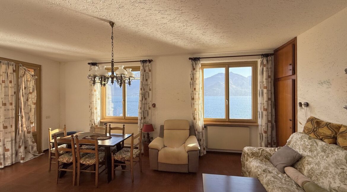 Villa Menaggio with Direct Access to the Lake