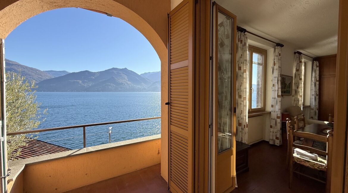 Villa Menaggio with Direct Access to the Lake