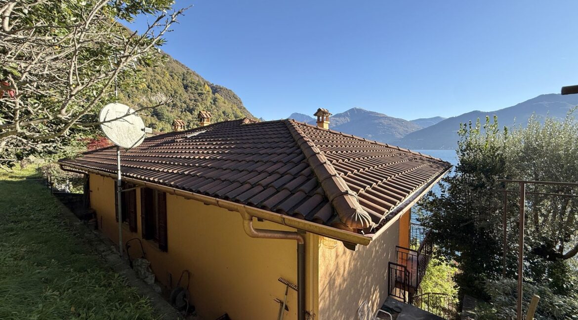 Villa Menaggio with Direct Access to the Lake