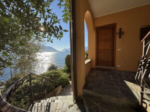 Villa Menaggio with Direct Access to the Lake