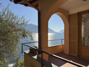 Villa Menaggio with Direct Access to the Lake