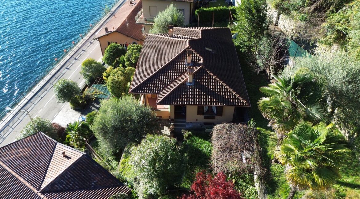 Villa Menaggio with Direct Access to the Lake