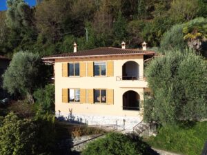 Villa Menaggio with Direct Access to the Lake