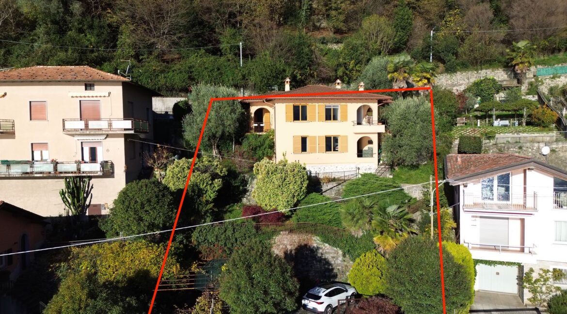 Villa Menaggio with Direct Access to the Lake