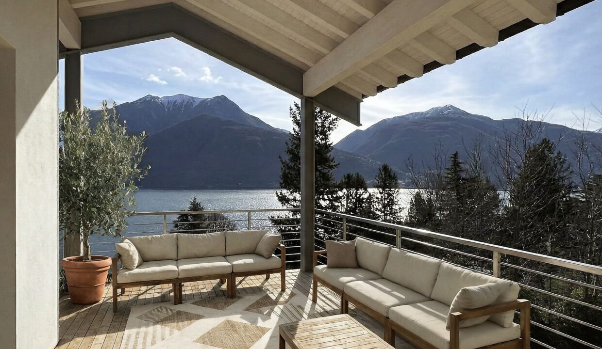 Modern Design Villa Lake Como Pianello del Lario