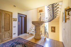 Villa Tremezzo Lake Como - lift