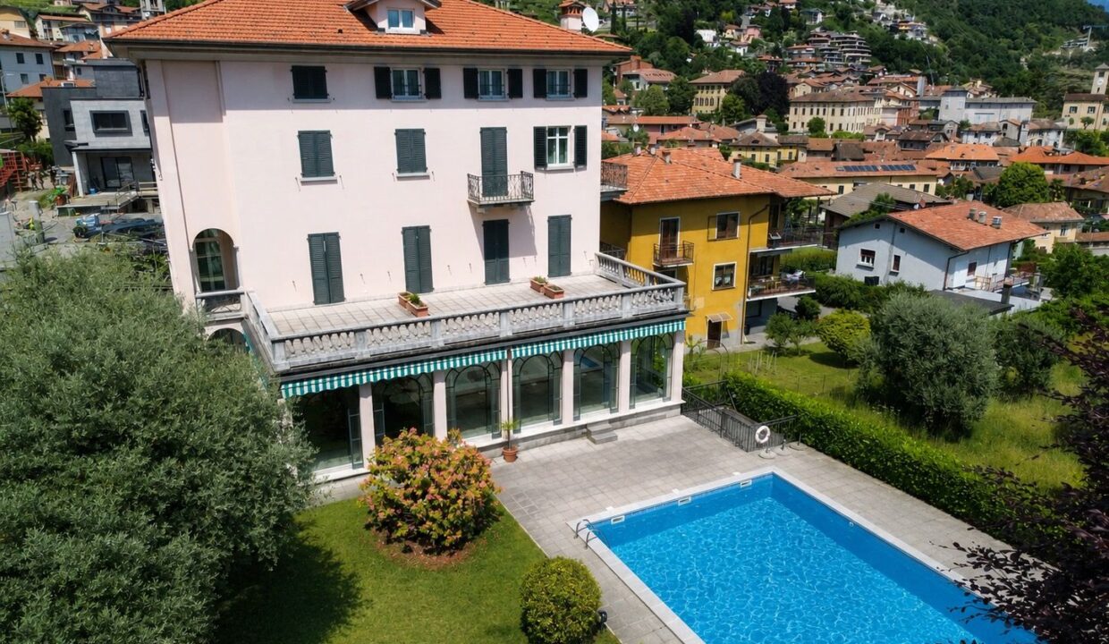 Hotel For Sale Lake Como Gravedona ed Uniti