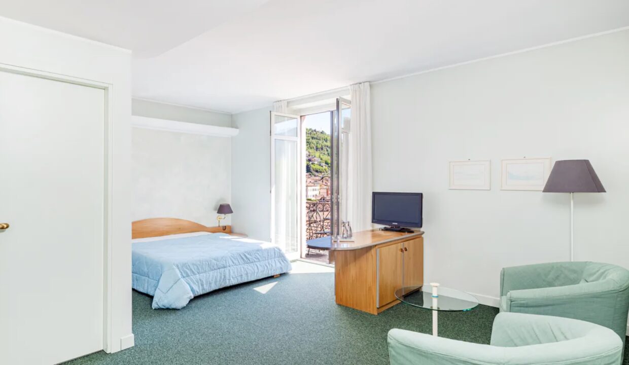 Hotel For Sale Lake Como Gravedona ed Uniti